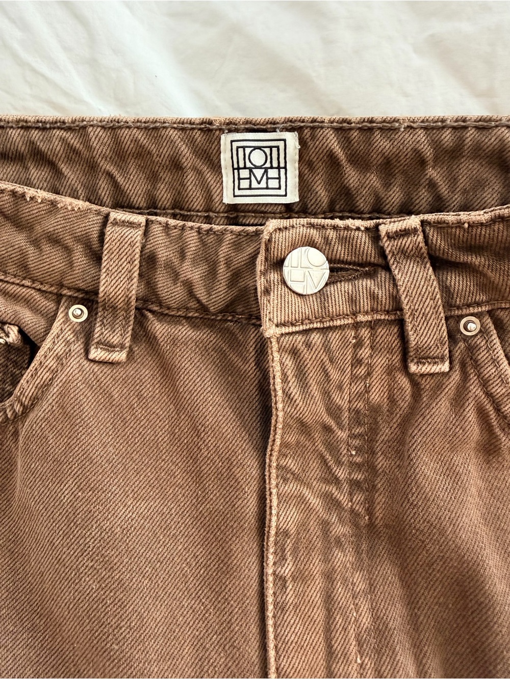 Toteme Barrel Leg Denim - Washed Chocolate - 26/32